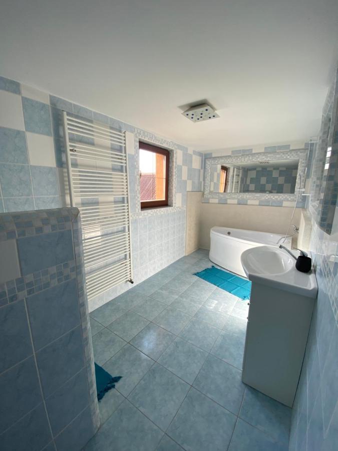Sebe Apartments 2 Holic Luaran gambar